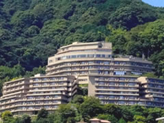 熱海市中銀ライフケア熱海水口22号館の写真(1) 熱海市中銀ライフケア熱海水口22号館の写真(1)
